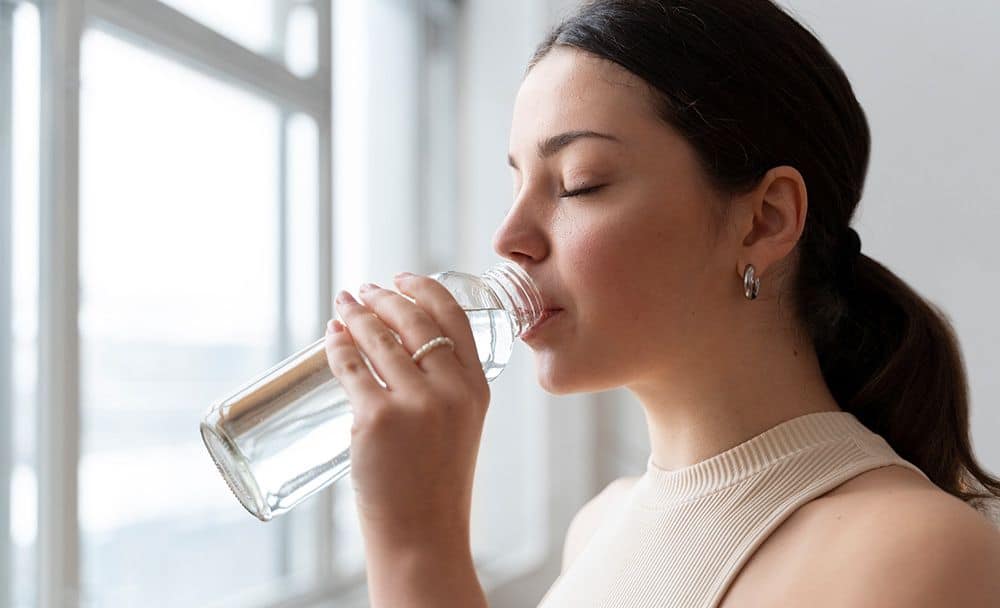 stay hydrated - how to reduce cholesterol in 30 days