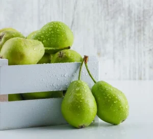 नाशपाती (Pear in Hindi): न्यूट्रिशनल वैल्यू, फायदे, उपयोग और नुकसान